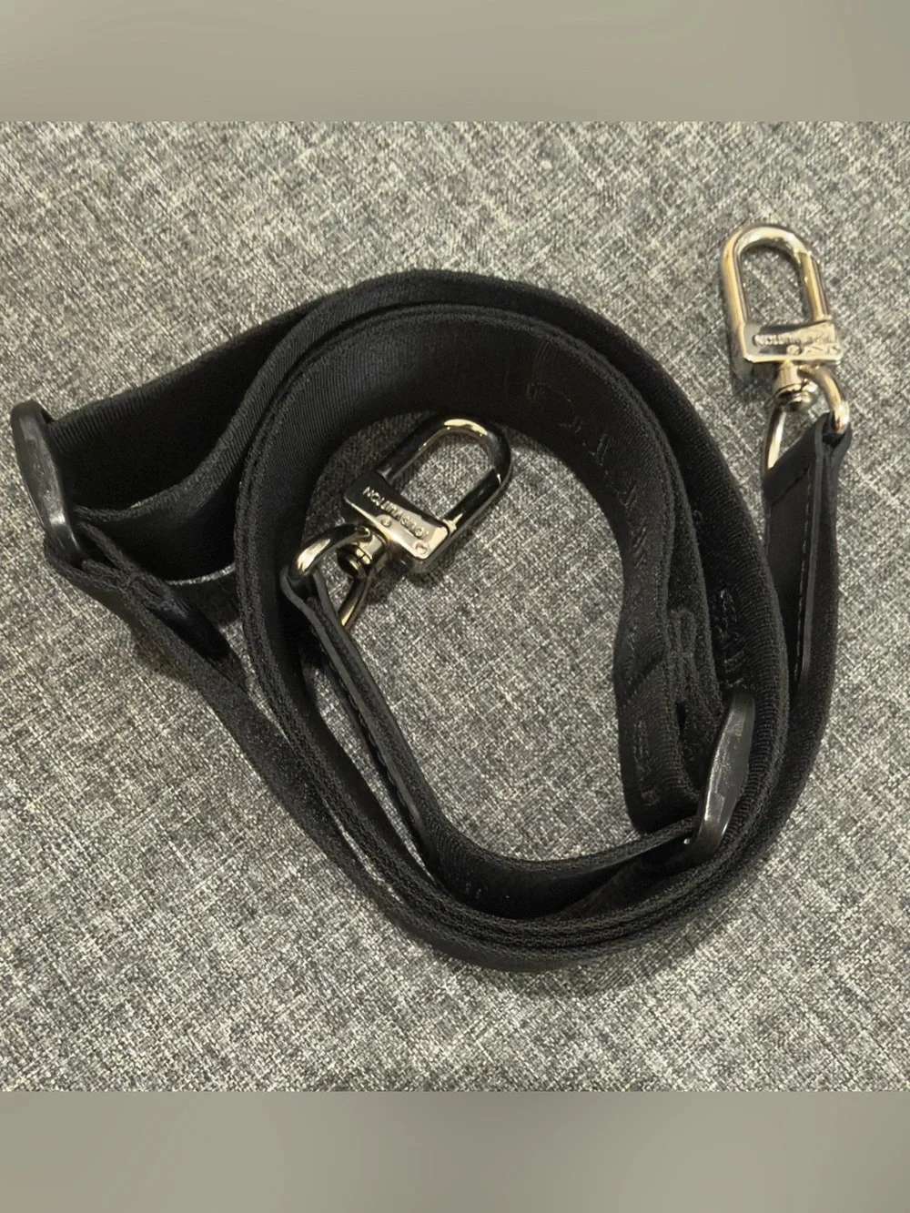 Louis Vuitton Graphite ICare